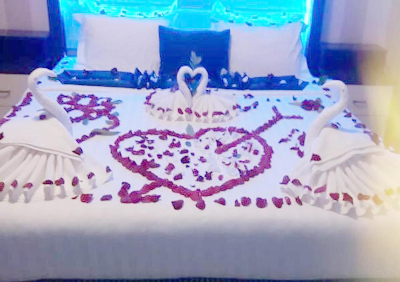 Blue Night Hotel Jeddah Eksteriør billede
